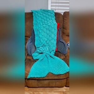 Aqua Mermaid blanket